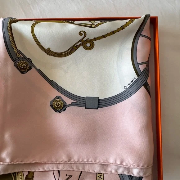 Hermès Pink and Gold Scarf - Picture 7 of 8
